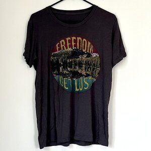 Freedom/Get Lost Nature Graphic Tee - Large